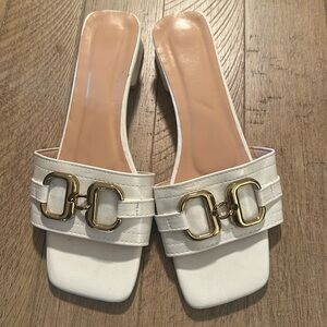 White mule sandal